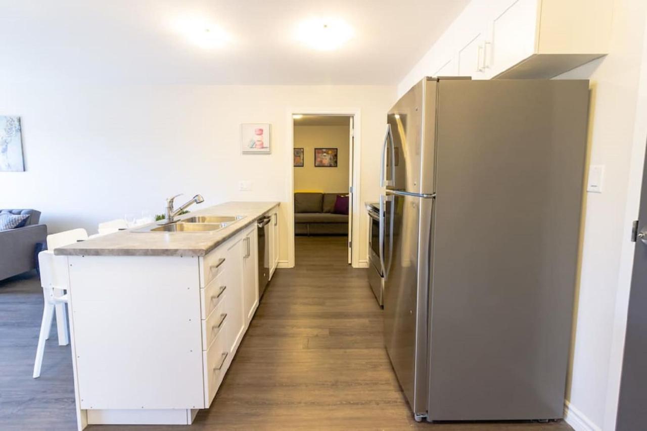 Newly Renovated Modern Condo Near Hospital, Unb Patio & Parking Coffee Saint John Ngoại thất bức ảnh